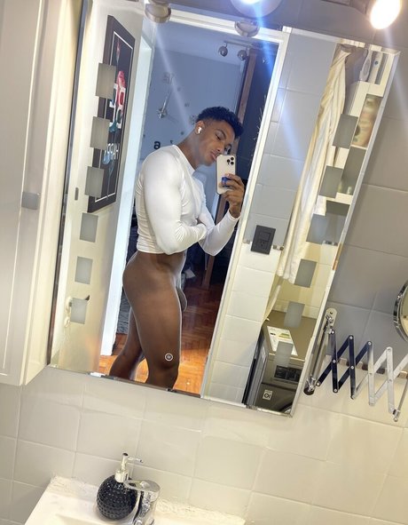 Foto desnuda filtrada de OnlyFans de Imrogerfree