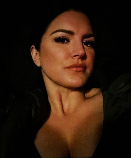 Foto desnuda filtrada de OnlyFans de Gina Carano