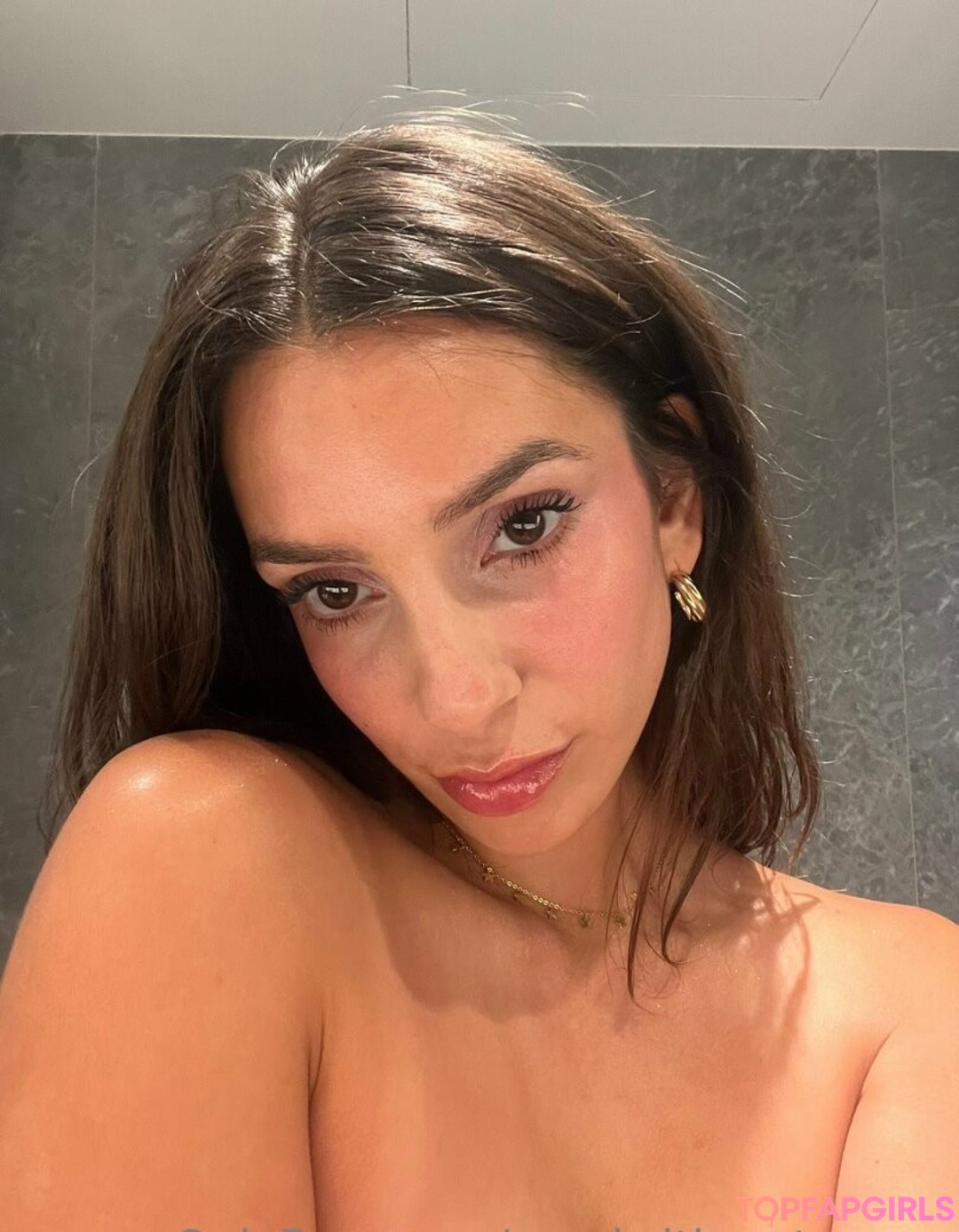 Foto desnuda filtrada de OnlyFans de Goodwithmytongue #193 Foto desnuda filtrada de OnlyFans de Goodwithmytongue #193