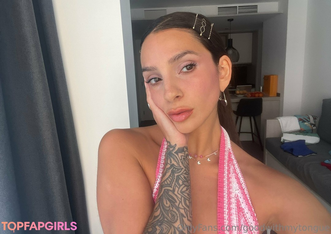 Foto desnuda filtrada de OnlyFans de Goodwithmytongue #243 Foto desnuda filtrada de OnlyFans de Goodwithmytongue #243