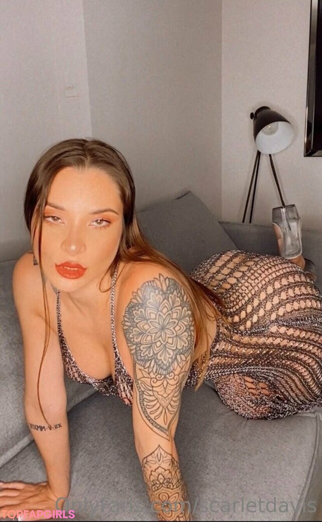 Foto desnuda filtrada de OnlyFans de Scarletdavis #162 Foto desnuda filtrada de OnlyFans de Scarletdavis #162