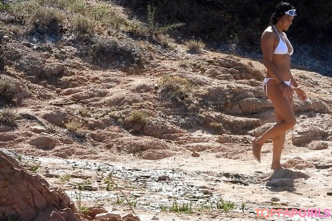 Foto desnuda filtrada de OnlyFans de Michelle Rodriguez #150 Foto desnuda filtrada de OnlyFans de Michelle Rodriguez #150