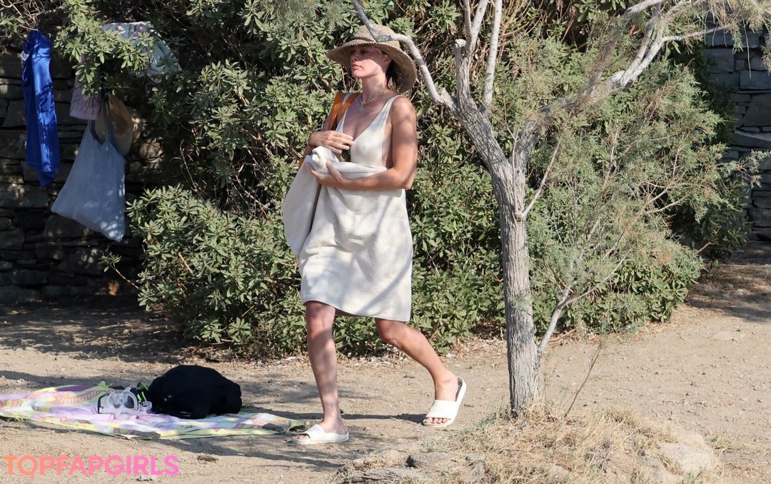 Foto desnuda filtrada de OnlyFans de Margot Robbie #1246