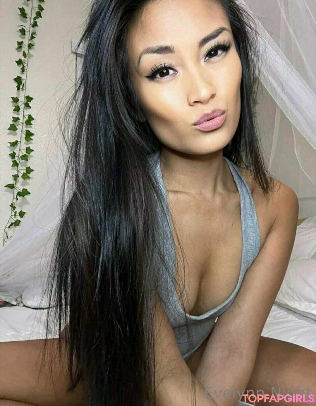Foto desnuda filtrada de OnlyFans de Lewdevelynnof #282 Foto desnuda filtrada de OnlyFans de Lewdevelynnof #282