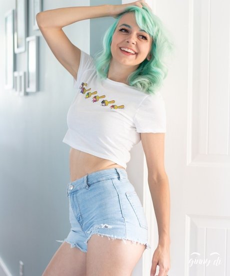 Ginny Di
