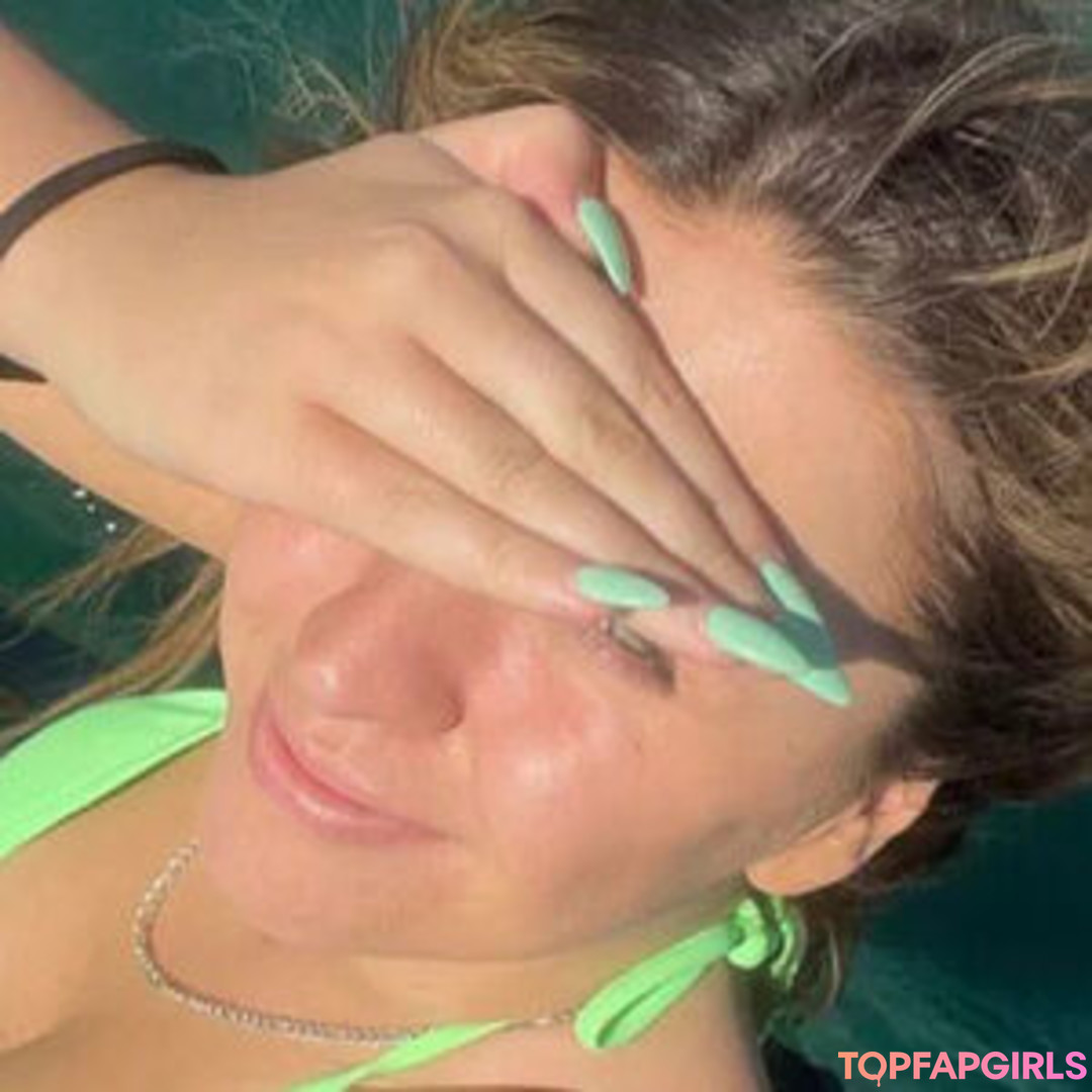 Foto desnuda filtrada de OnlyFans de Bambinobecky #13 Foto desnuda filtrada de OnlyFans de Bambinobecky #13