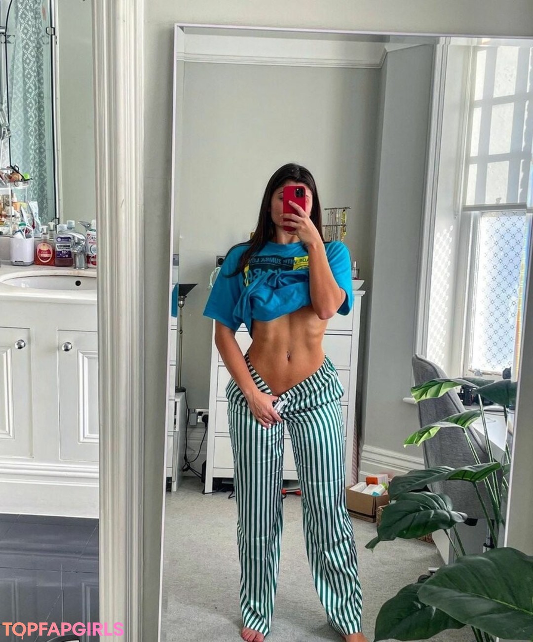 Foto desnuda filtrada de OnlyFans de Livefitelle #149 Foto desnuda filtrada de OnlyFans de Livefitelle #149