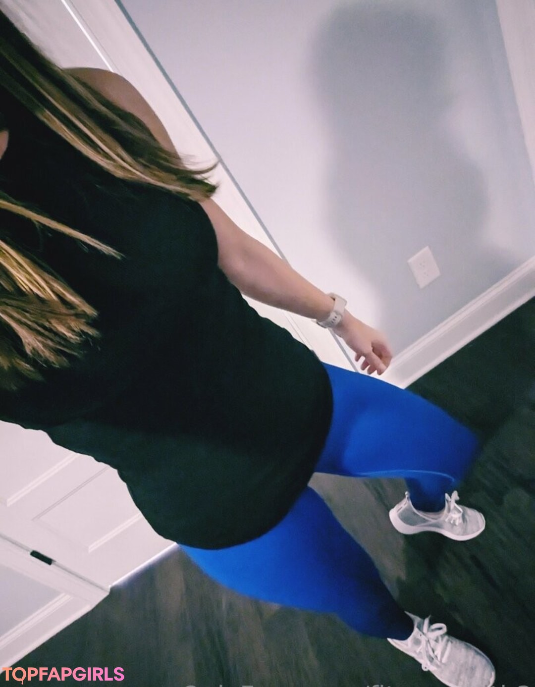 Foto desnuda filtrada de OnlyFans de Fitmomwith3 #29 Foto desnuda filtrada de OnlyFans de Fitmomwith3 #29