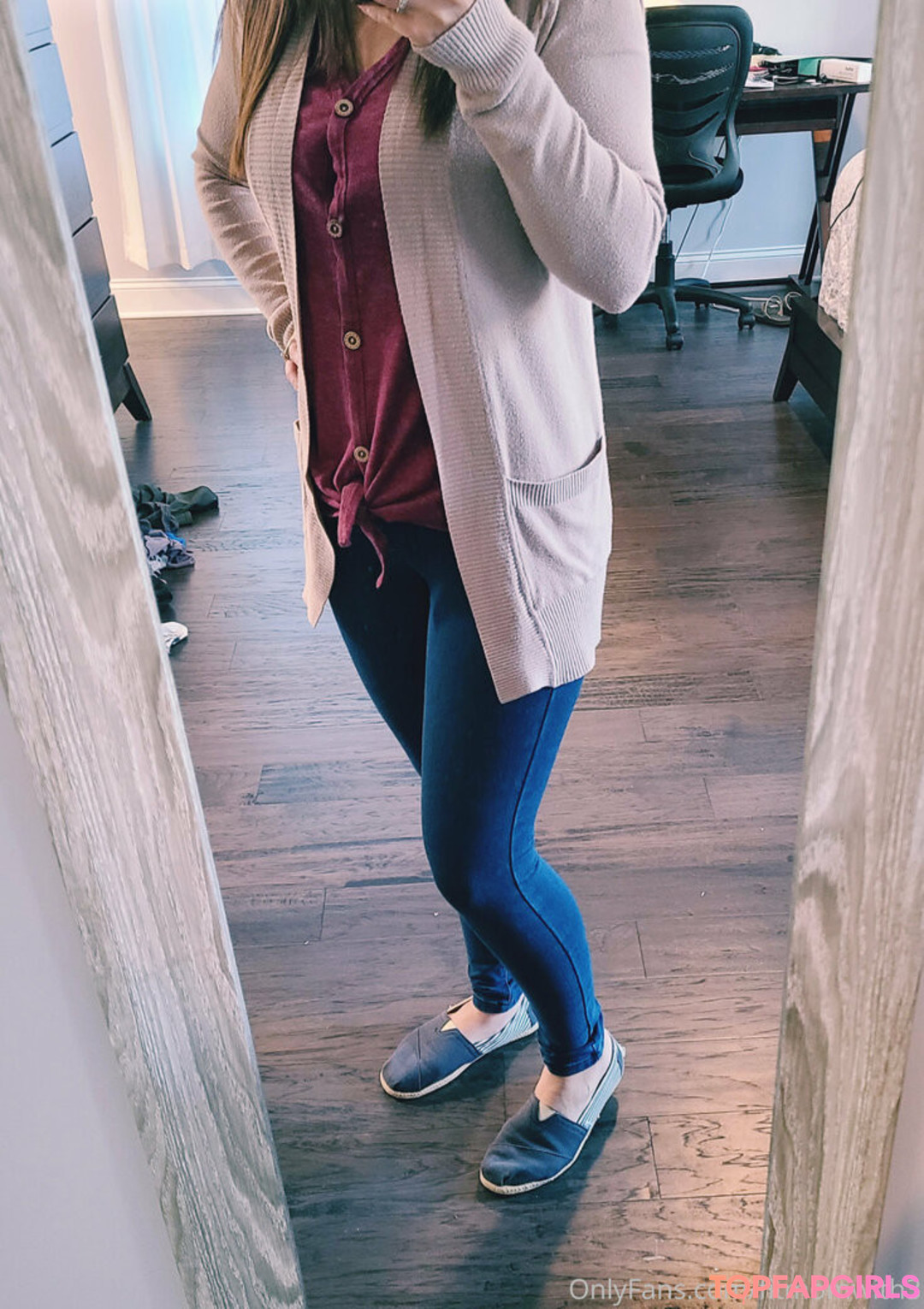 Foto desnuda filtrada de OnlyFans de Fitmomwith3 #95 Foto desnuda filtrada de OnlyFans de Fitmomwith3 #95