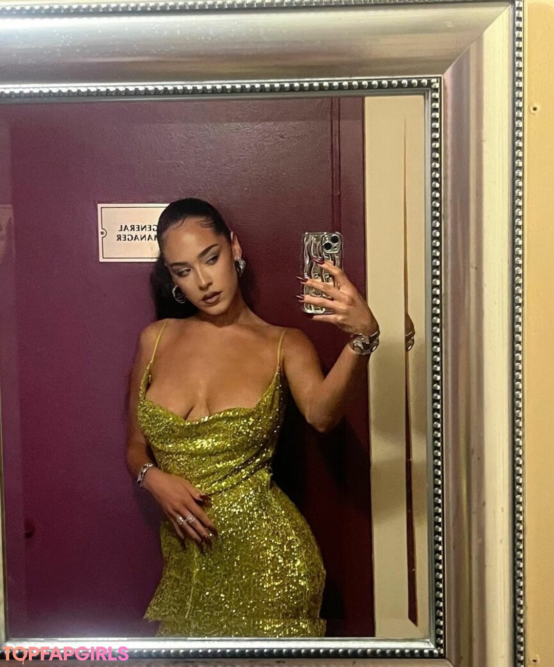 Foto desnuda filtrada de OnlyFans de Maetasworld #9 Foto desnuda filtrada de OnlyFans de Maetasworld #9