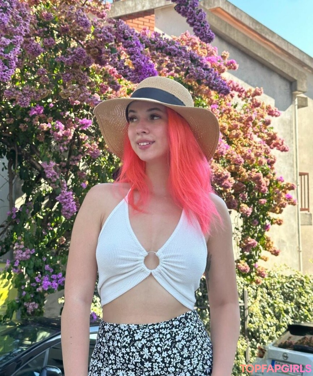 Foto desnuda filtrada de OnlyFans de Fairy Elfie #2 Foto desnuda filtrada de OnlyFans de Fairy Elfie #2