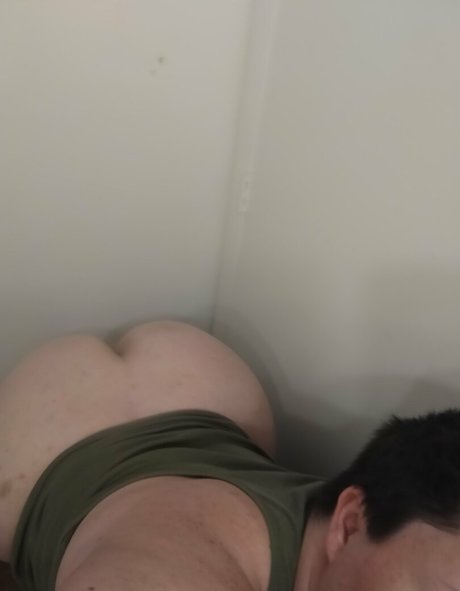 Foto desnuda filtrada de OnlyFans de Mrms69
