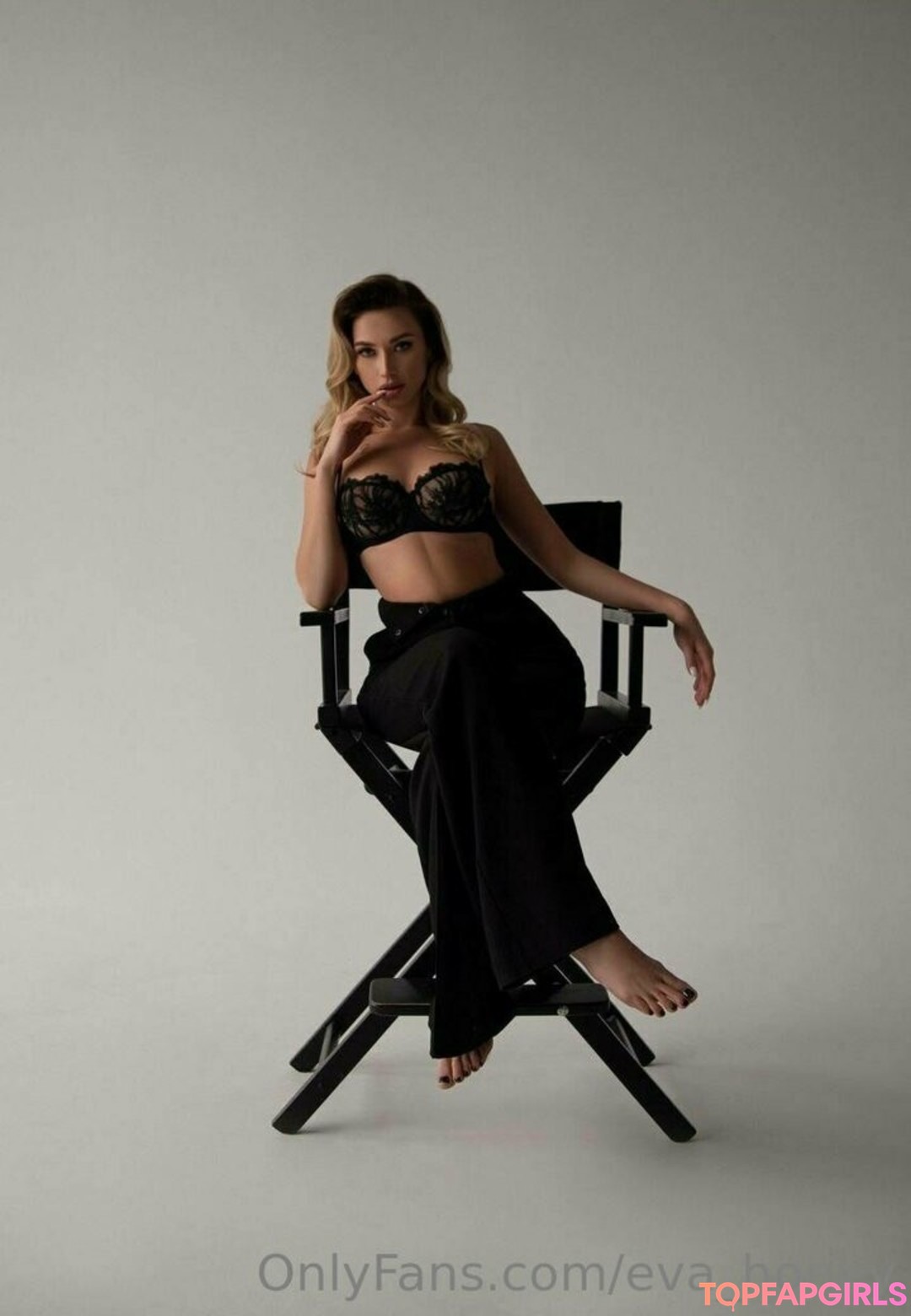 Foto desnuda filtrada de OnlyFans de Bloodylady #35 Foto desnuda filtrada de OnlyFans de Bloodylady #35