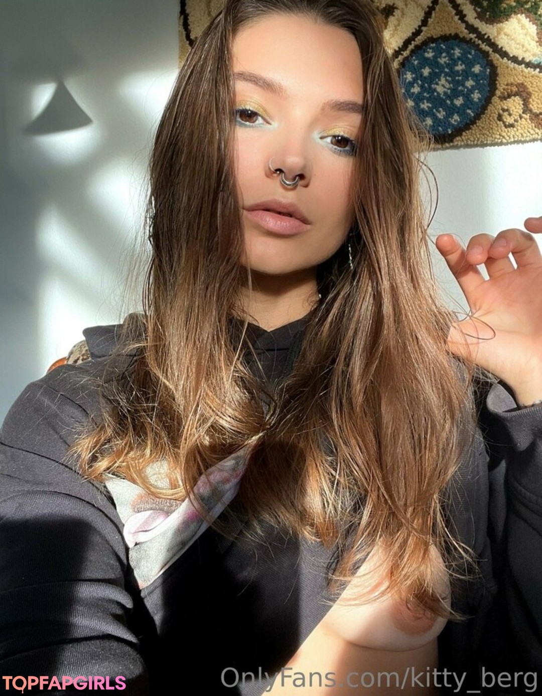 Foto desnuda filtrada de OnlyFans de Kitty Berg #229 Foto desnuda filtrada de OnlyFans de Kitty Berg #229