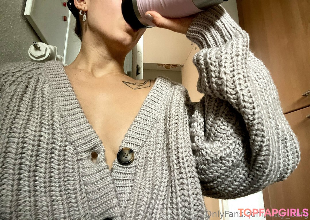 Foto desnuda filtrada de OnlyFans de Kitty Berg #296 Foto desnuda filtrada de OnlyFans de Kitty Berg #296