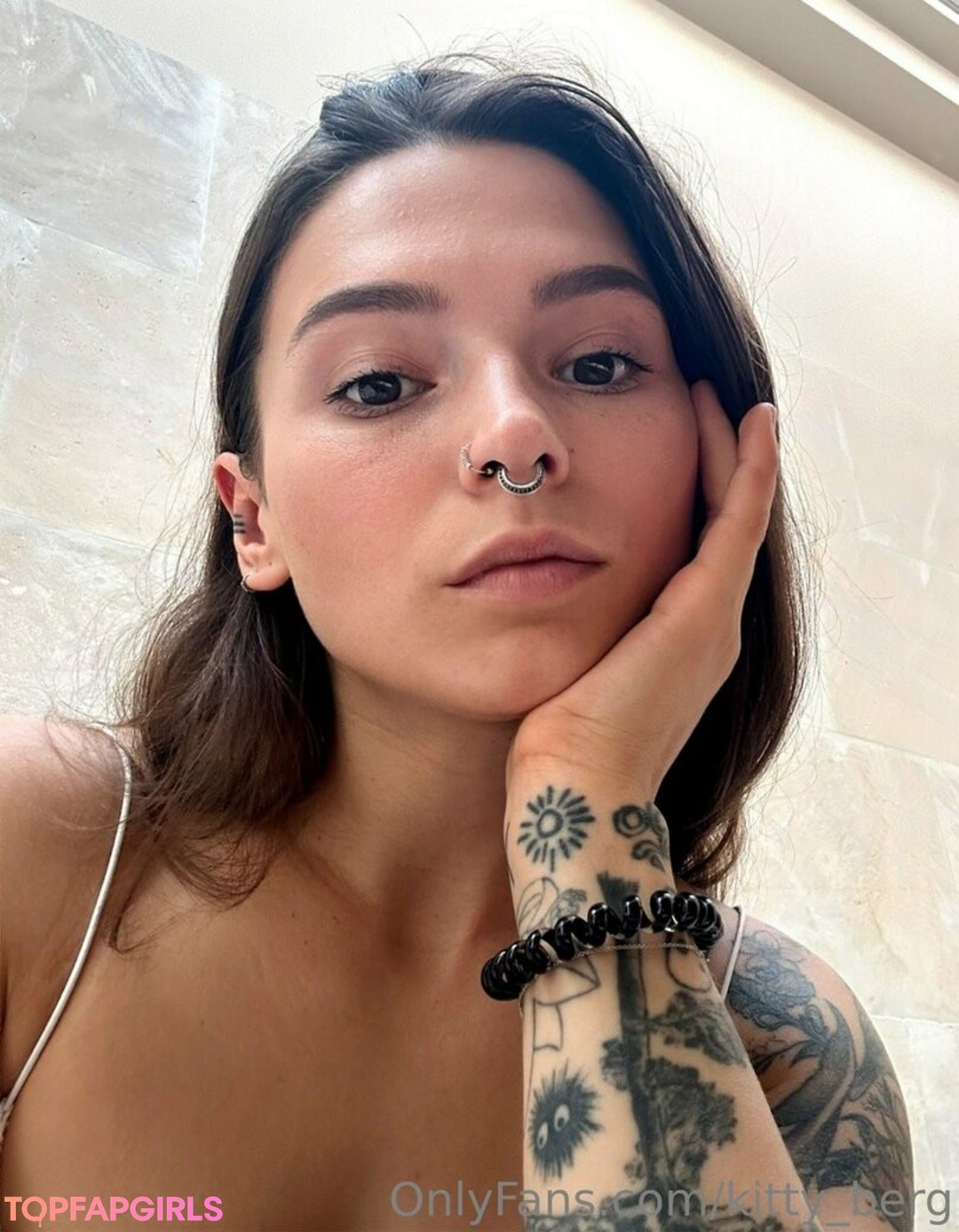 Foto desnuda filtrada de OnlyFans de Kitty Berg #376 Foto desnuda filtrada de OnlyFans de Kitty Berg #376