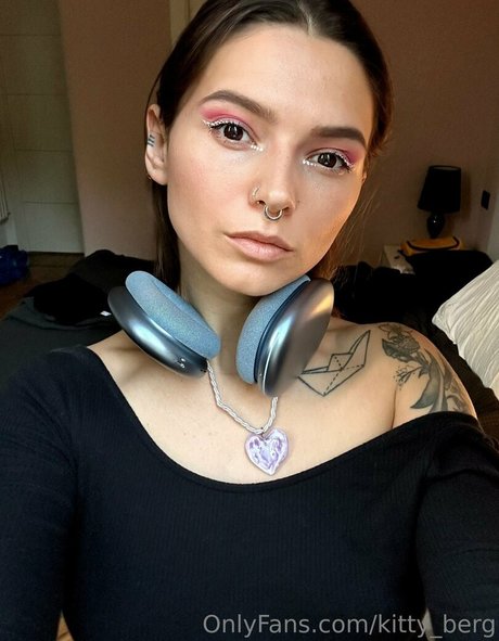 Foto desnuda filtrada de OnlyFans de Kitty Berg