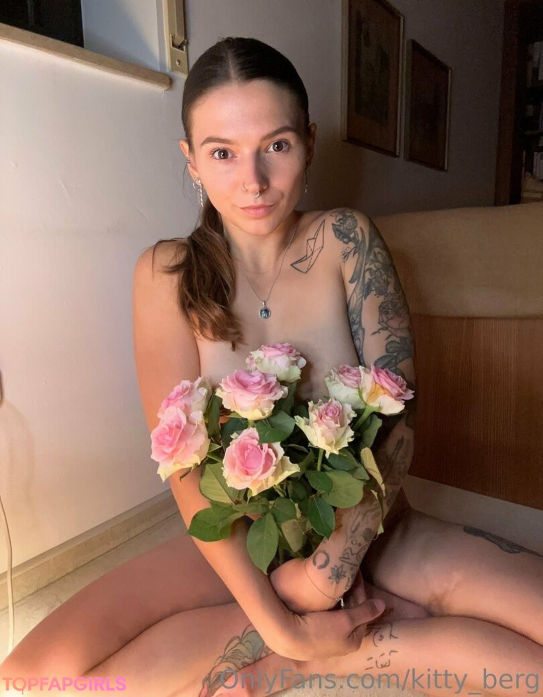 Foto desnuda filtrada de OnlyFans de Kitty Berg #731 Foto desnuda filtrada de OnlyFans de Kitty Berg #731