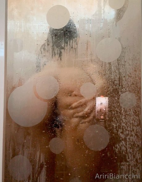 Foto desnuda filtrada de OnlyFans de Ariristorm