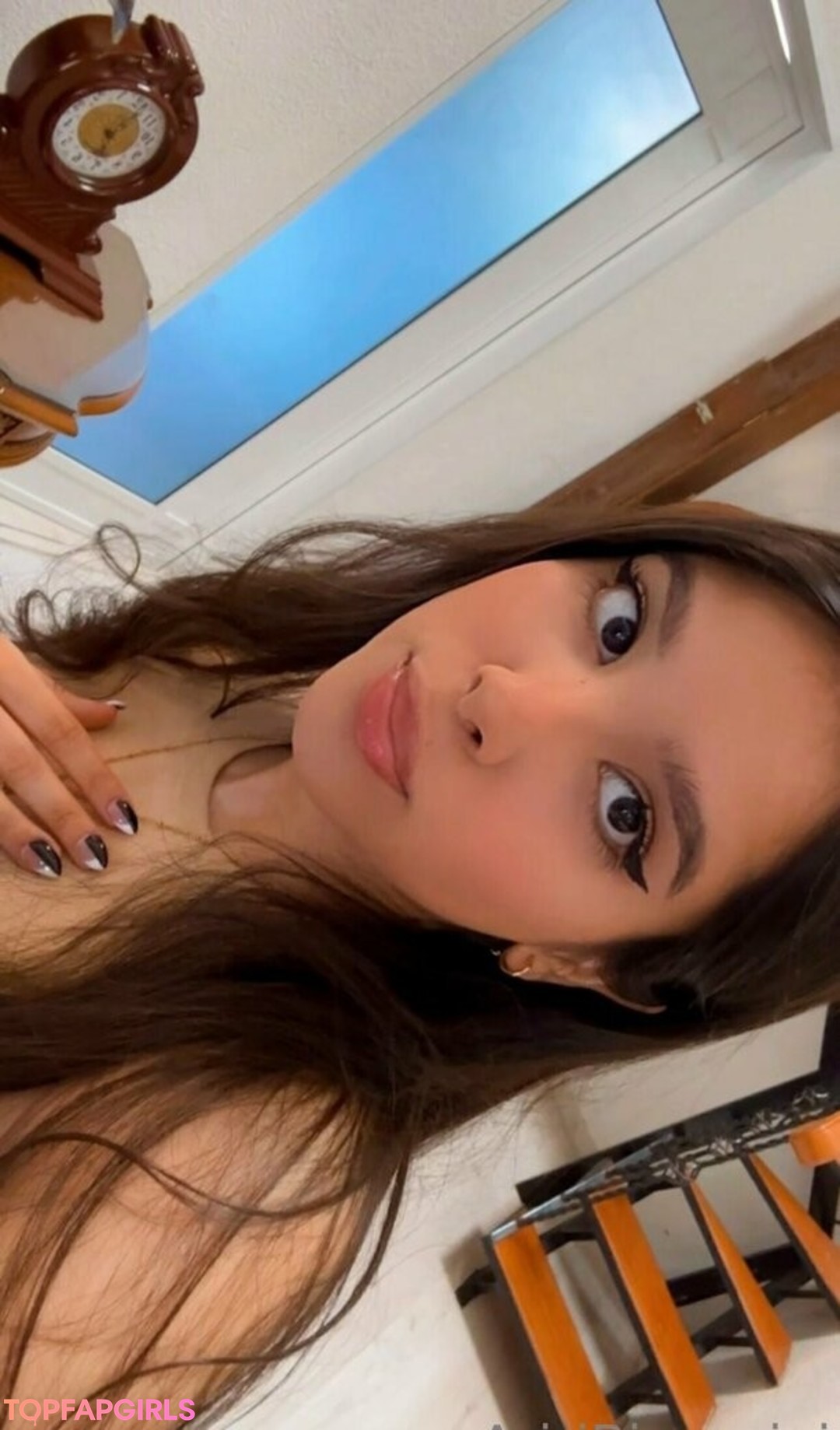 Foto desnuda filtrada de OnlyFans de Ariristorm #19 Foto desnuda filtrada de OnlyFans de Ariristorm #19