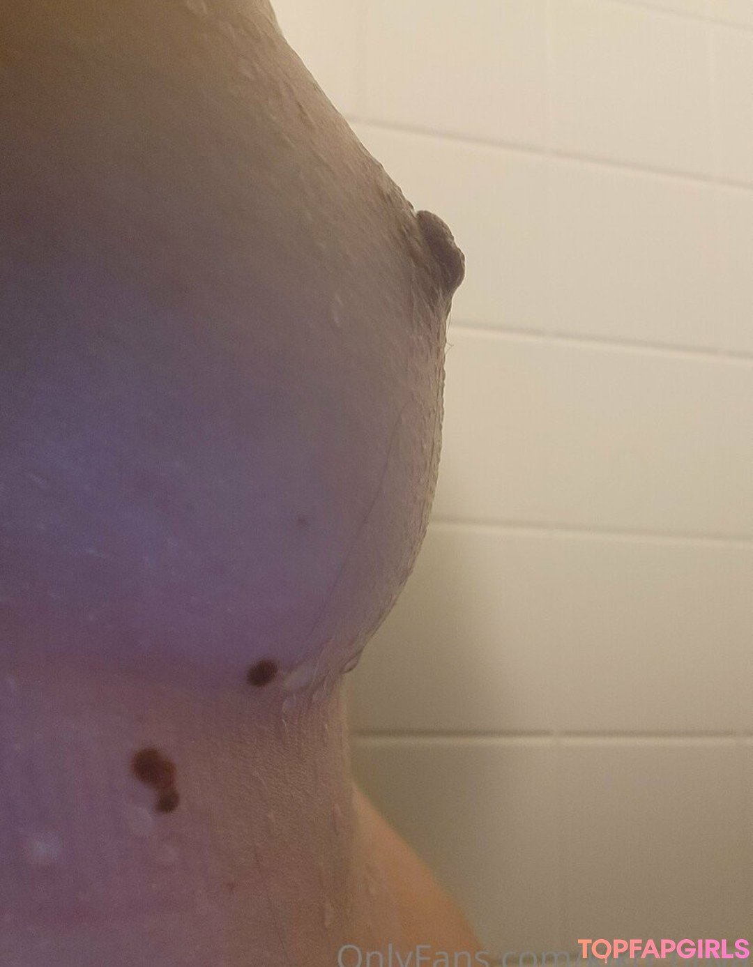 Foto desnuda filtrada de OnlyFans de Twistedkiki #25 Foto desnuda filtrada de OnlyFans de Twistedkiki #25