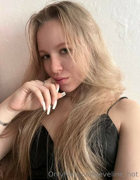 Eveline_hot