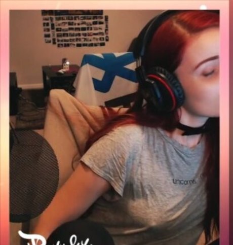 Foto desnuda filtrada de OnlyFans de Proxyfox