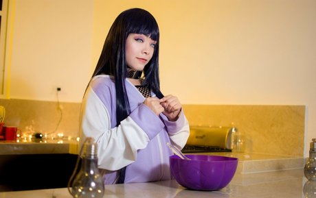 Hitomi Locks