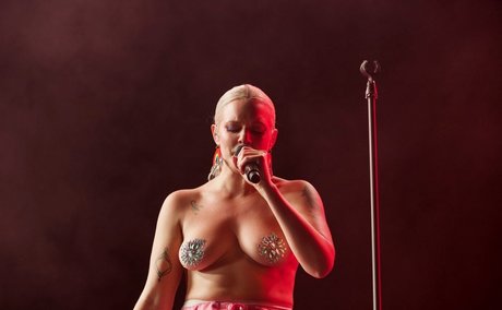 Foto desnuda filtrada de OnlyFans de Tove Lo