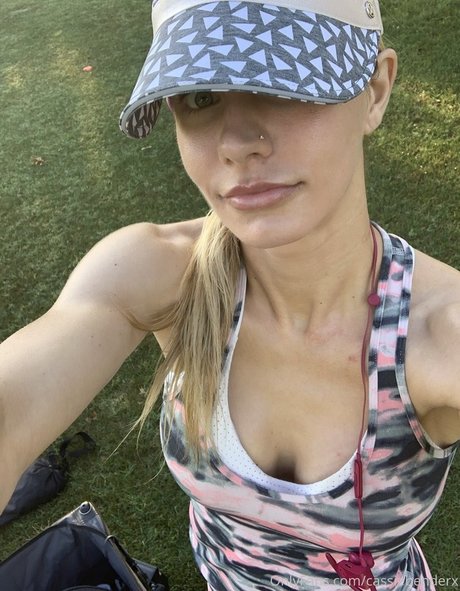 Foto desnuda filtrada de OnlyFans de Cassie Bender