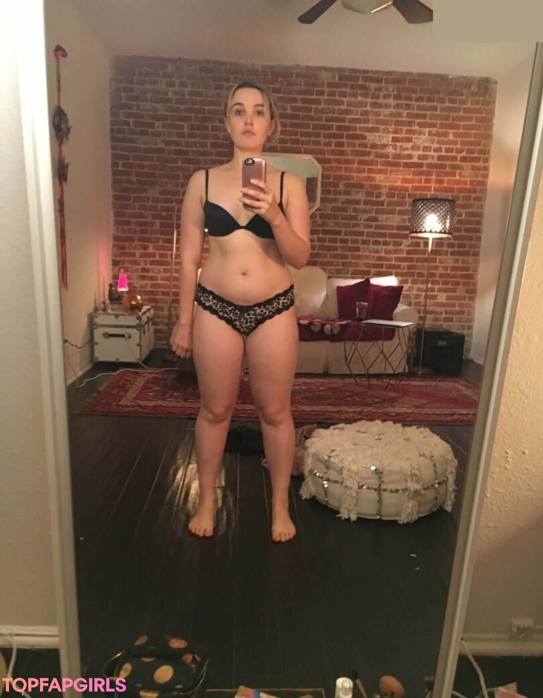 Foto desnuda filtrada de OnlyFans de Chloe Fineman #66 Foto desnuda filtrada de OnlyFans de Chloe Fineman #66