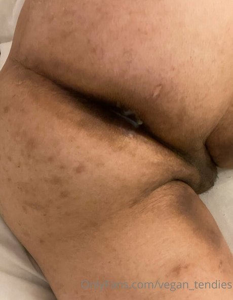 Foto desnuda filtrada de OnlyFans de Vegantendies