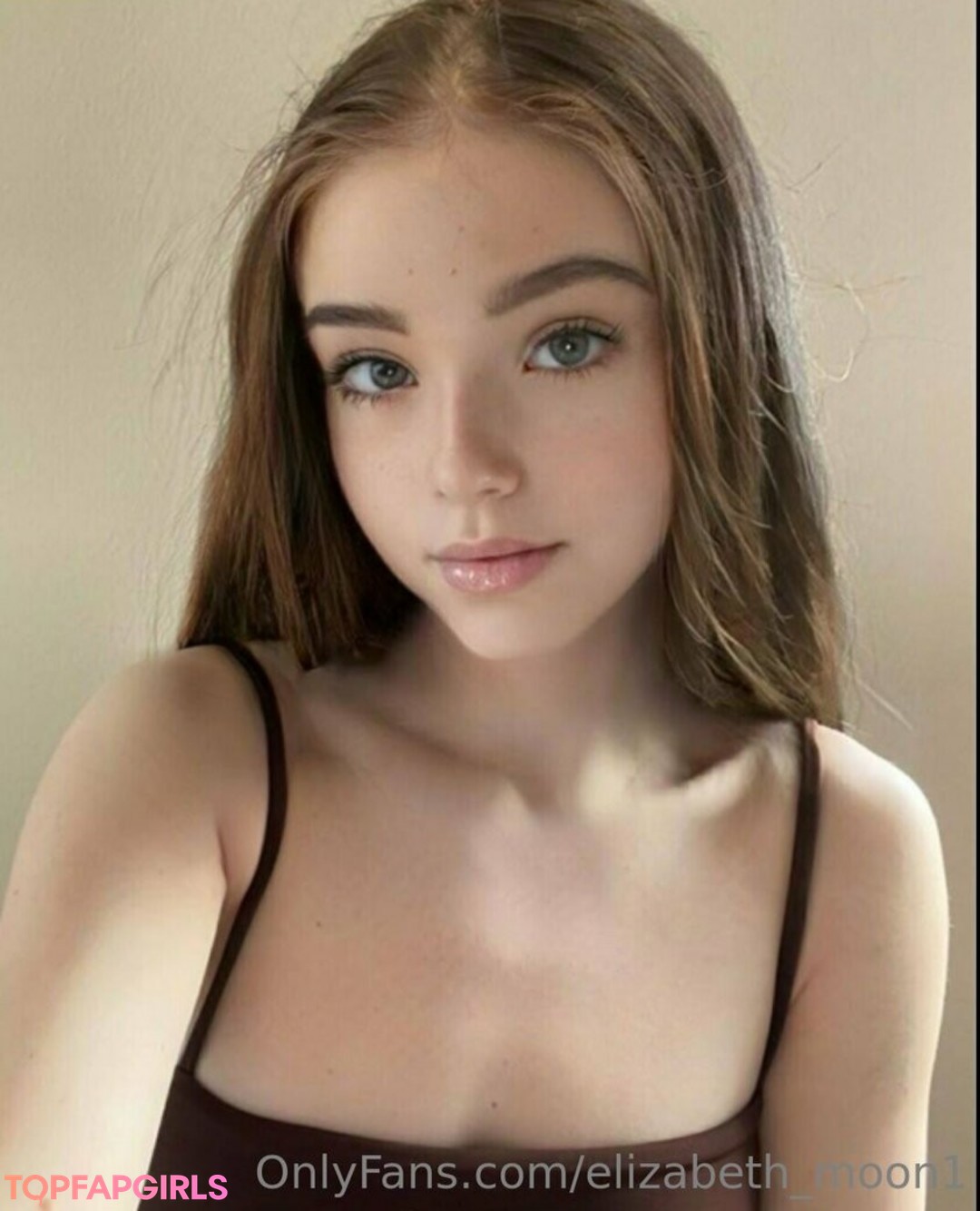 Foto desnuda filtrada de OnlyFans de Elizabethmoon1 #521 Foto desnuda filtrada de OnlyFans de Elizabethmoon1 #521