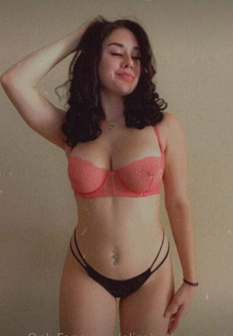 Elizabeth_moon1