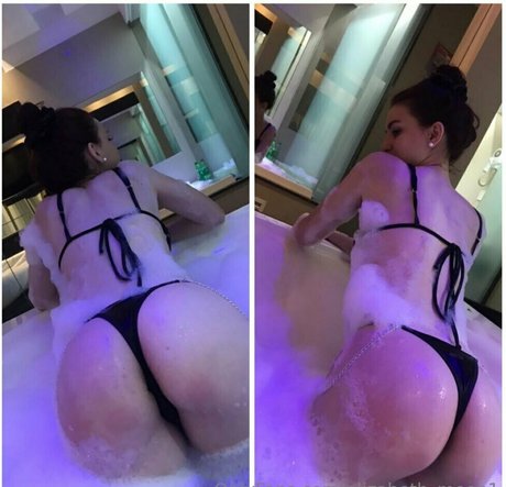 Elizabeth_moon1