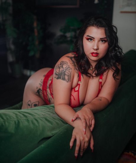 Suki Jade