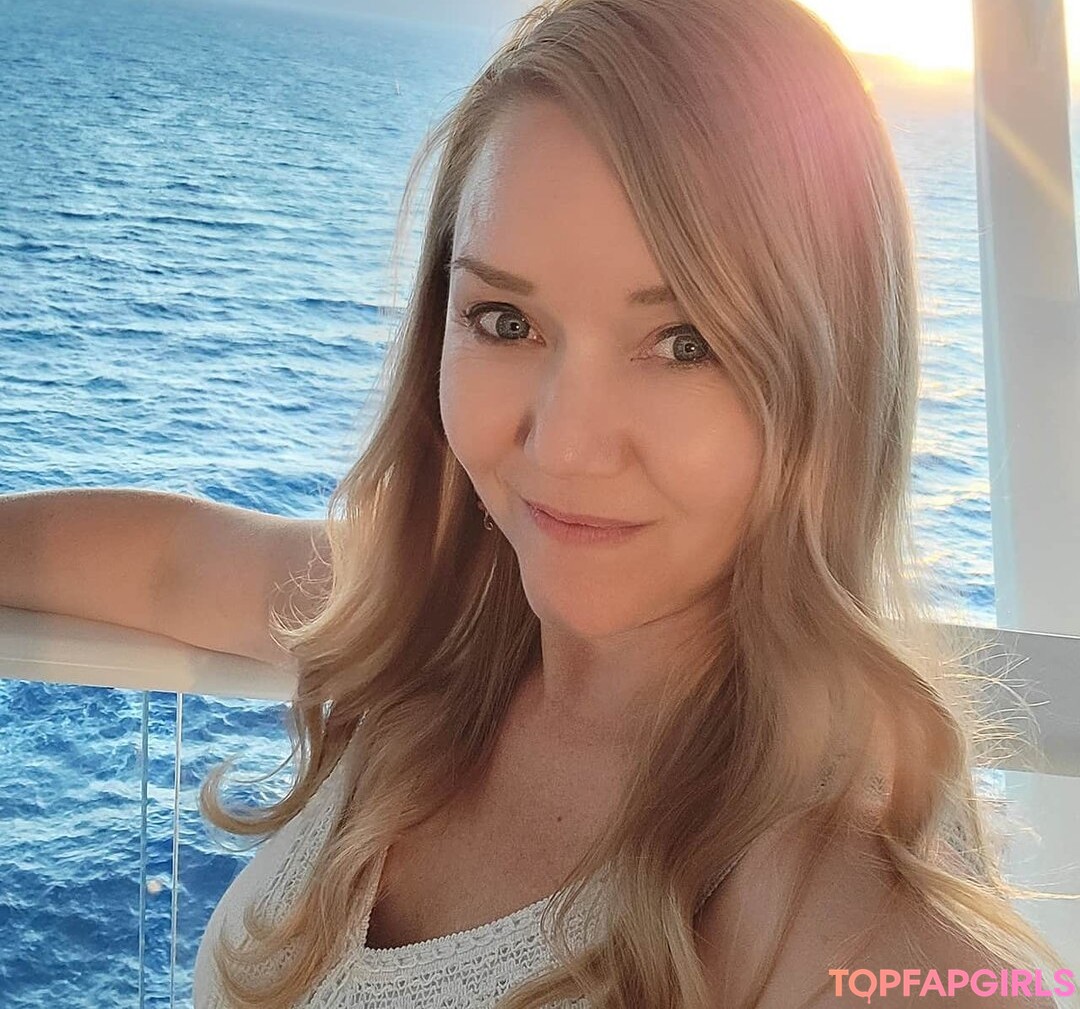 Foto desnuda filtrada de OnlyFans de Crystal Sunshine #66 Foto desnuda filtrada de OnlyFans de Crystal Sunshine #66