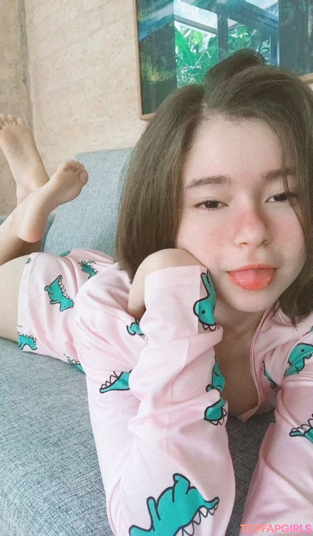 Foto desnuda filtrada de OnlyFans de Arise Peachy #2 Foto desnuda filtrada de OnlyFans de Arise Peachy #2
