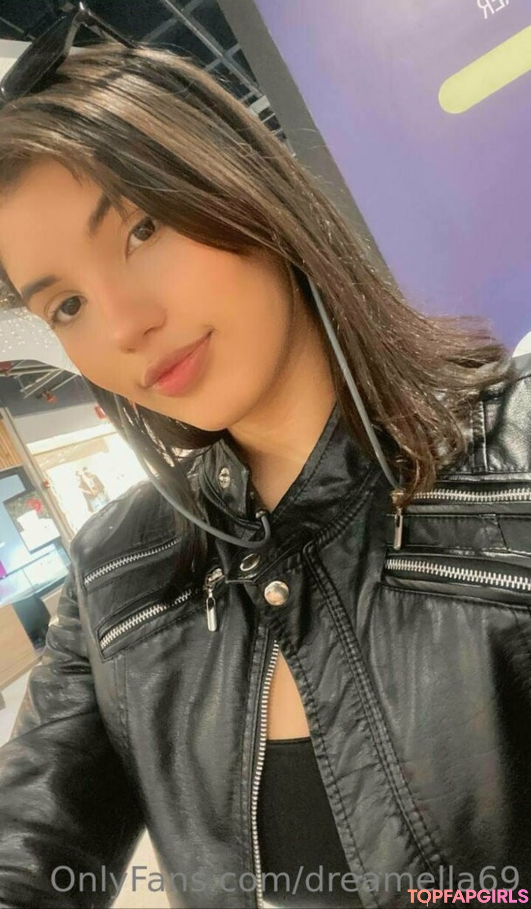 Foto desnuda filtrada de OnlyFans de Dreamella69 #30 Foto desnuda filtrada de OnlyFans de Dreamella69 #30