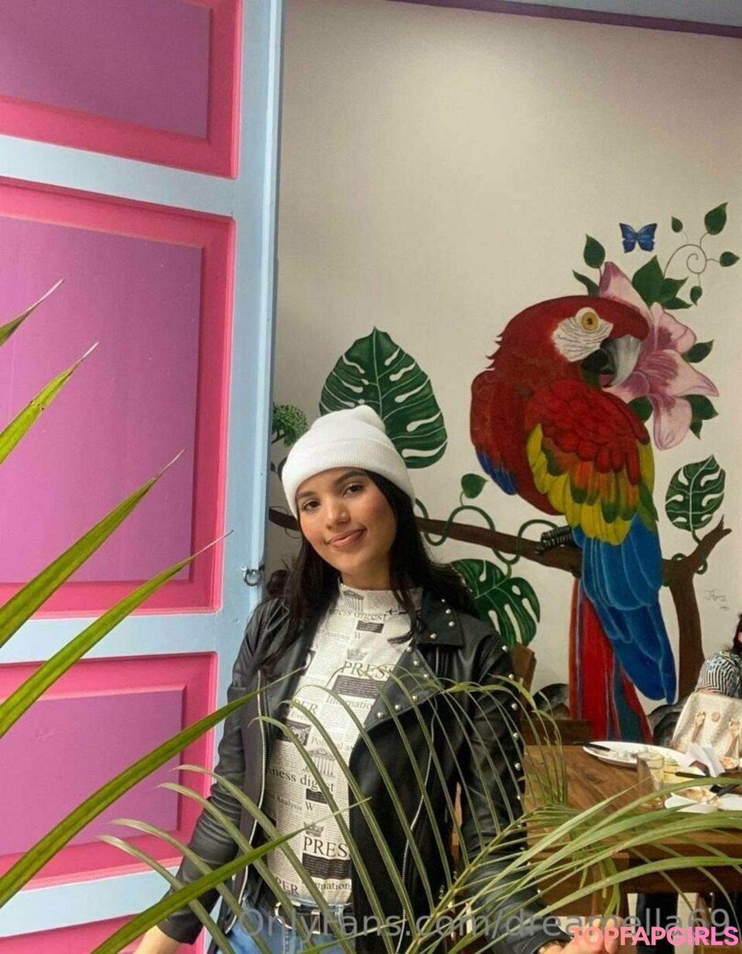 Foto desnuda filtrada de OnlyFans de Dreamella69 #51 Foto desnuda filtrada de OnlyFans de Dreamella69 #51