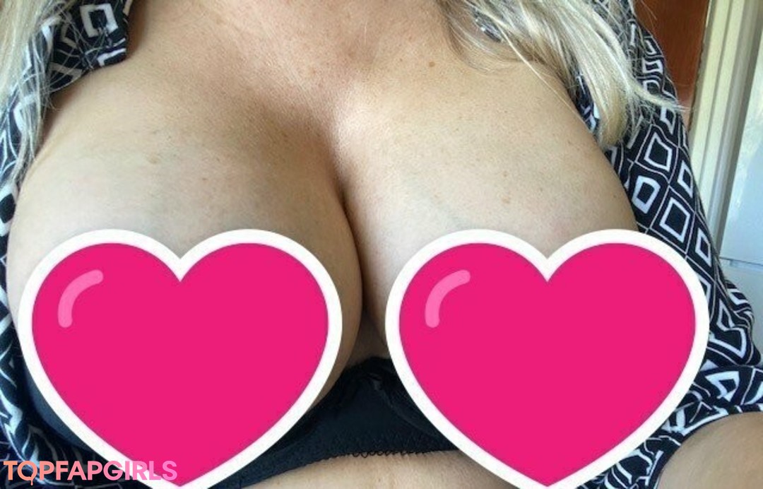 Foto desnuda filtrada de OnlyFans de Stepmomsamanthafree #39 Foto desnuda filtrada de OnlyFans de Stepmomsamanthafree #39