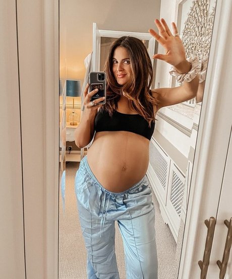 Foto desnuda filtrada de OnlyFans de Alexandra Felstead