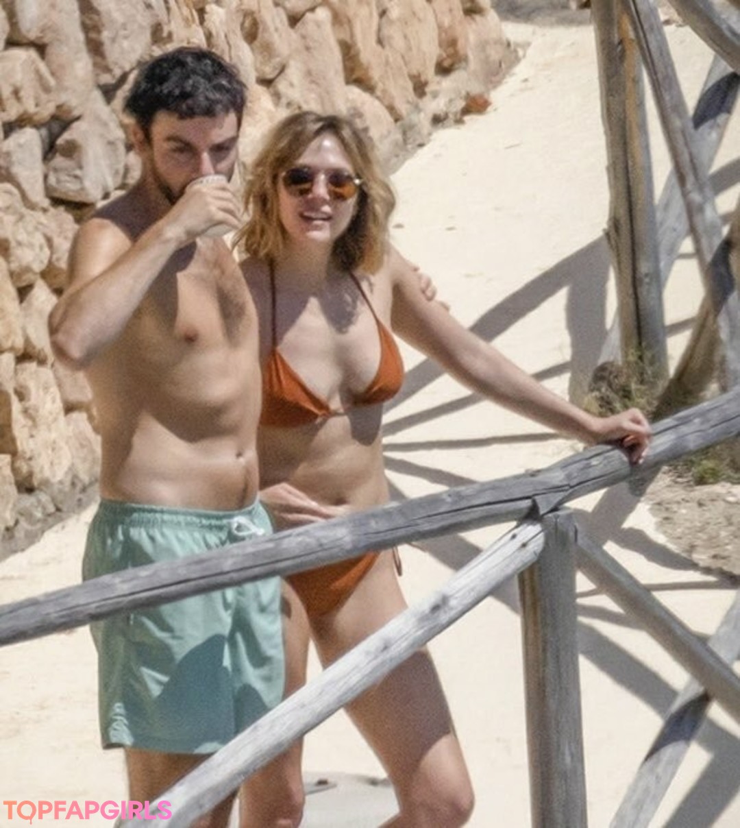 Foto desnuda filtrada de OnlyFans de Elizabeth Olsen #193 Foto desnuda filtrada de OnlyFans de Elizabeth Olsen #193