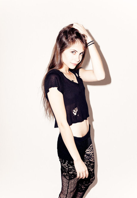 Willa Holland