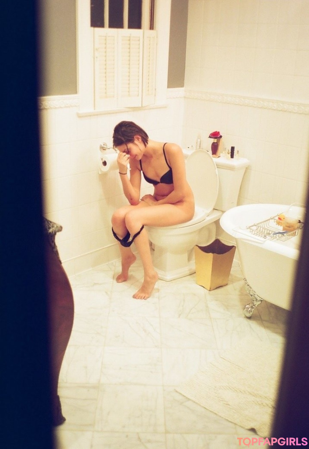 Foto desnuda filtrada de OnlyFans de Willa Holland #85 Foto desnuda filtrada de OnlyFans de Willa Holland #85
