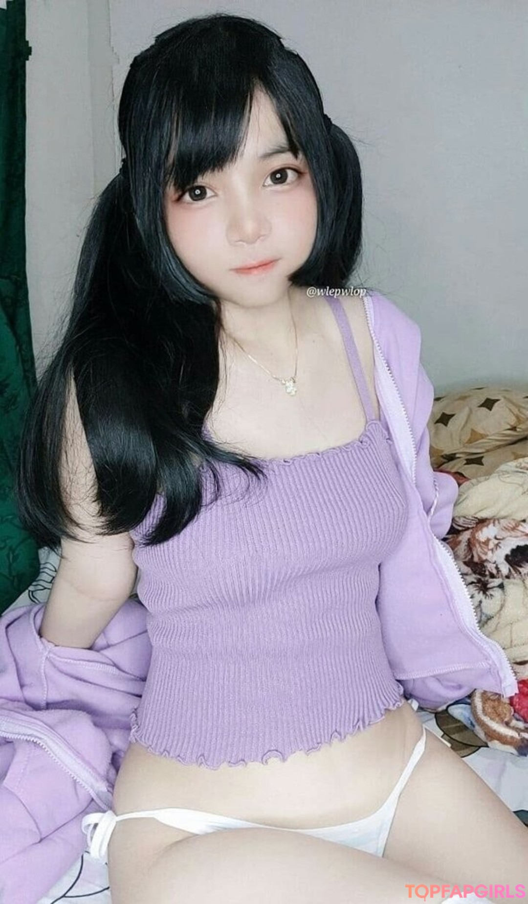 Foto desnuda filtrada de OnlyFans de Angel Chan #7 Foto desnuda filtrada de OnlyFans de Angel Chan #7