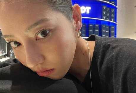 Jeon Jisu