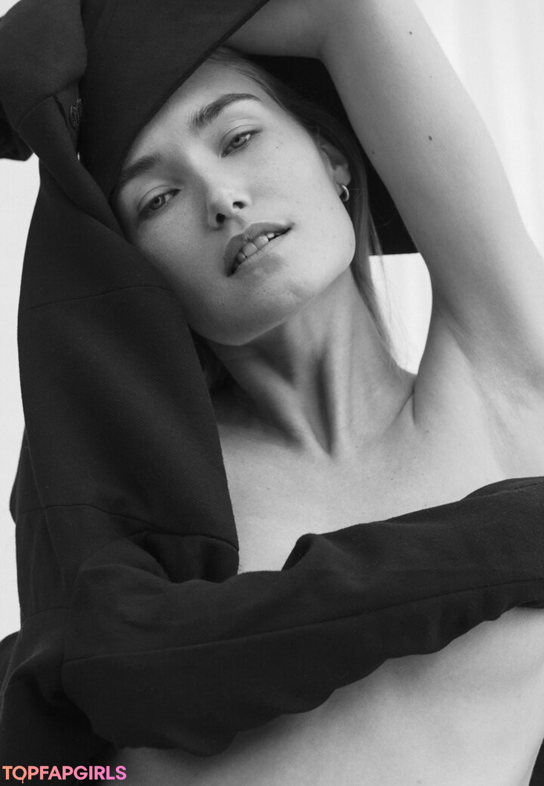 Foto desnuda filtrada de OnlyFans de Oceane Le Ny #235 Foto desnuda filtrada de OnlyFans de Oceane Le Ny #235