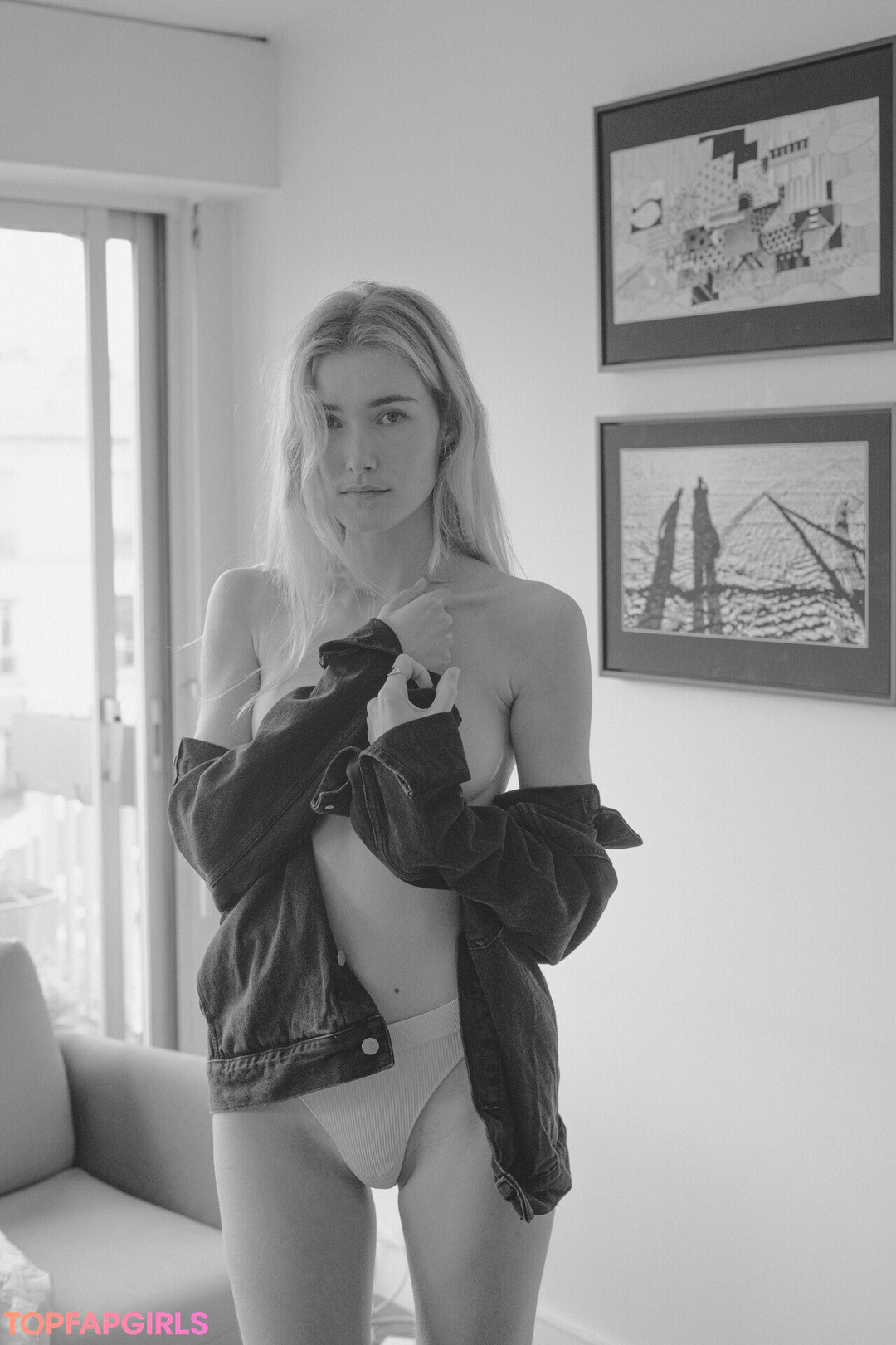 Foto desnuda filtrada de OnlyFans de Oceane Le Ny #379 Foto desnuda filtrada de OnlyFans de Oceane Le Ny #379
