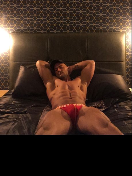 Foto desnuda filtrada de OnlyFans de Liam James